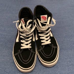 Men’s Black high top Vans